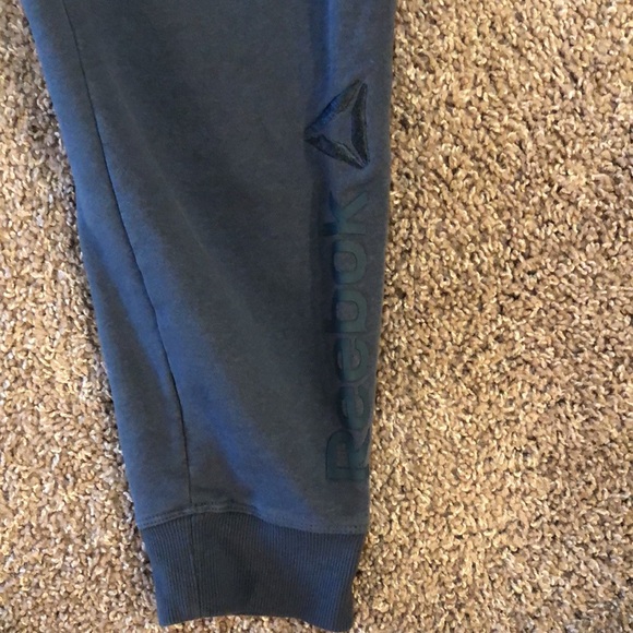 Reebok sweatpants - Picture 2 of 6